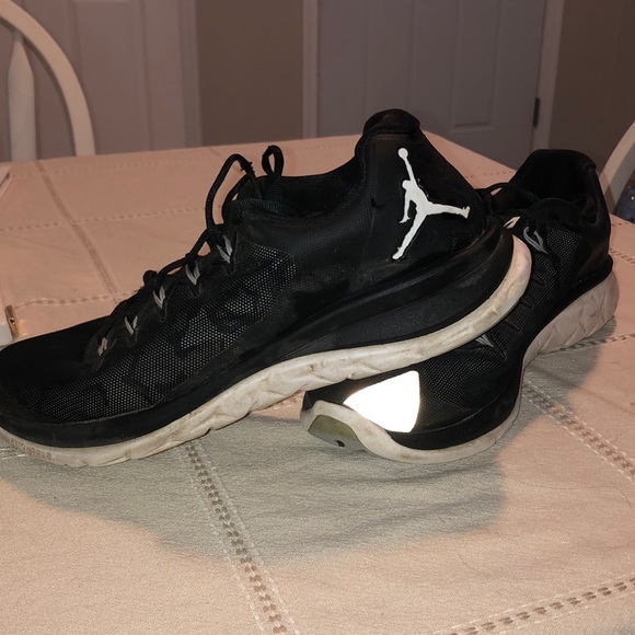 Jordan’s - Picture 3 of 6